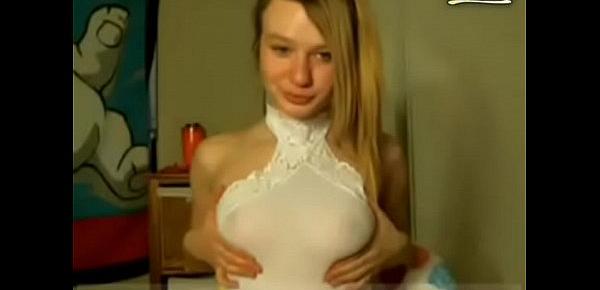  Who is this cute teen girl on chaturbate